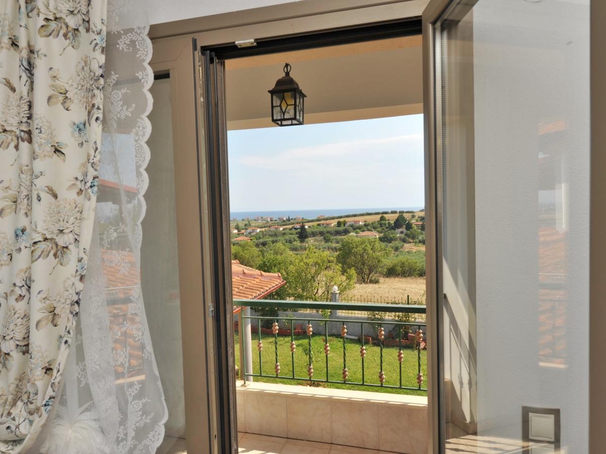 Alice Wonderland Home Nea Flogita Halkidiki Exterior photo